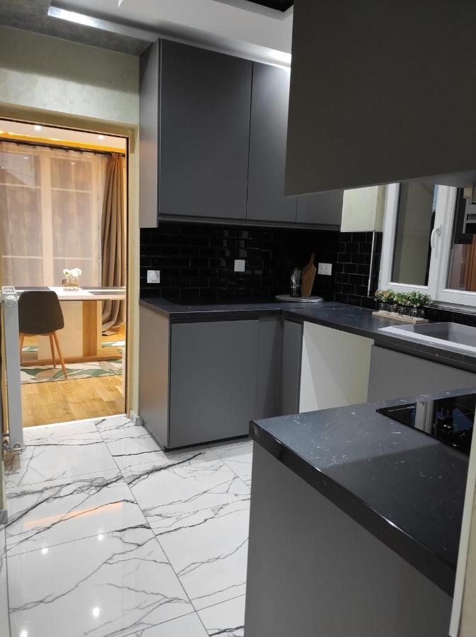 Maison Elegante Et Spacieuse Écouen Buitenkant foto